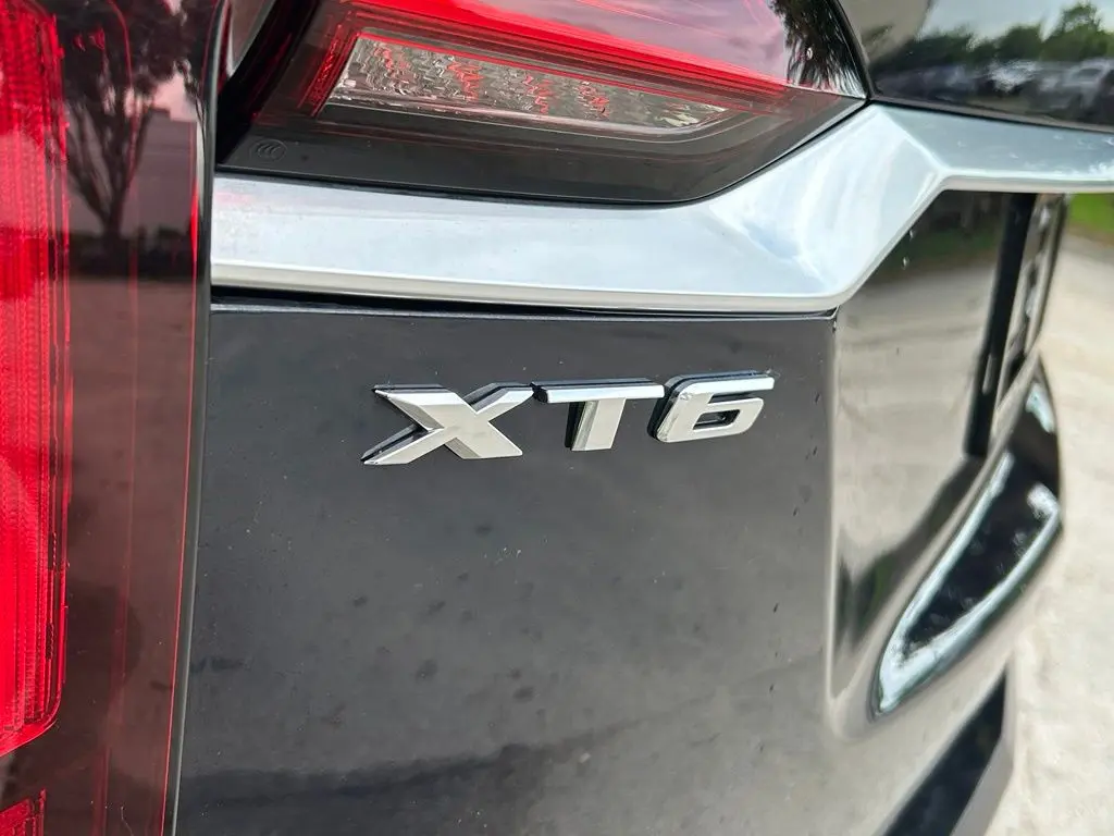 2021 Cadillac XT6 - $24,944