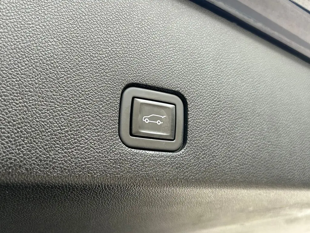 2021 Cadillac XT6 - $24,944