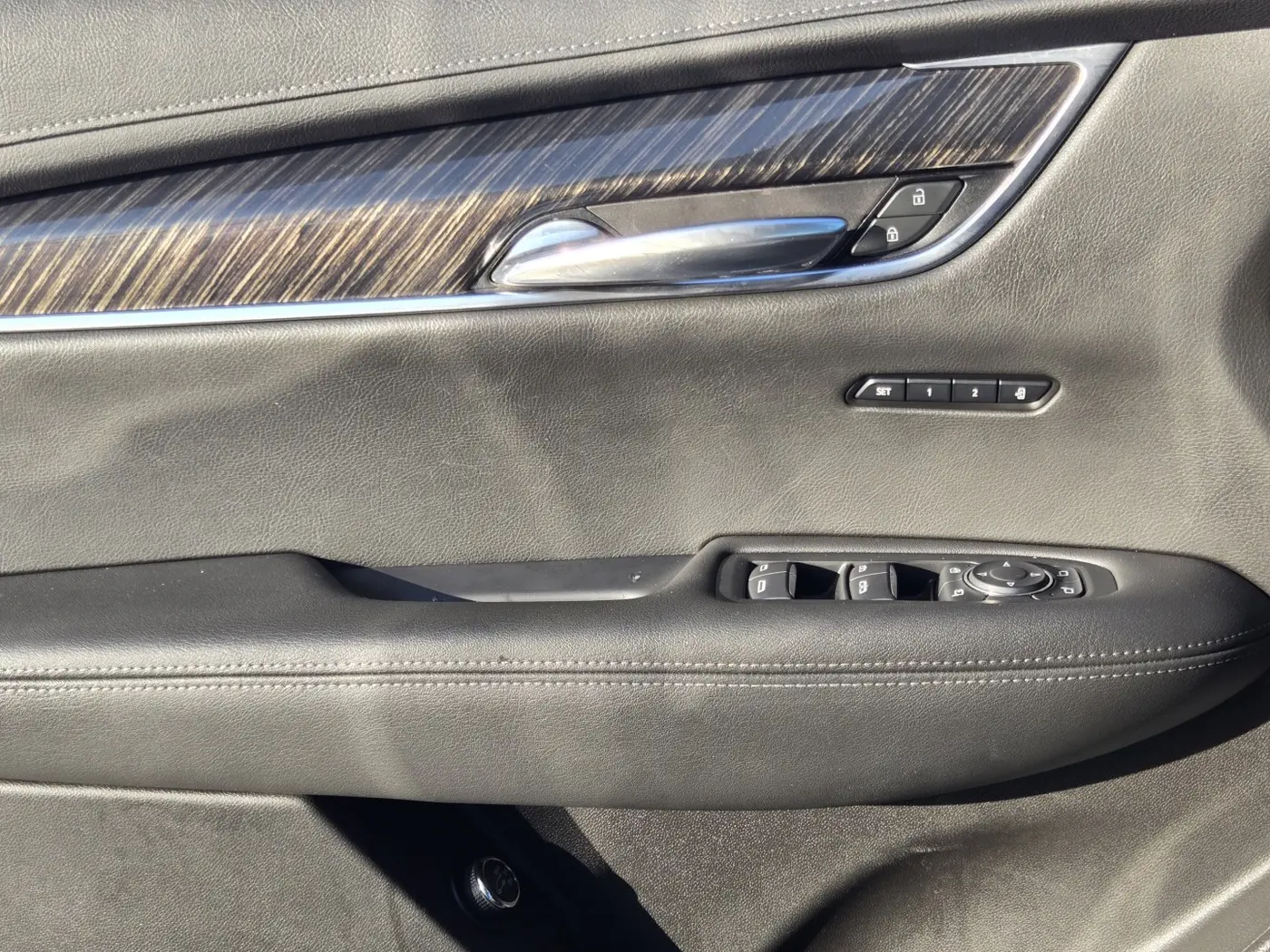 2022 Cadillac XT6 - $28,237