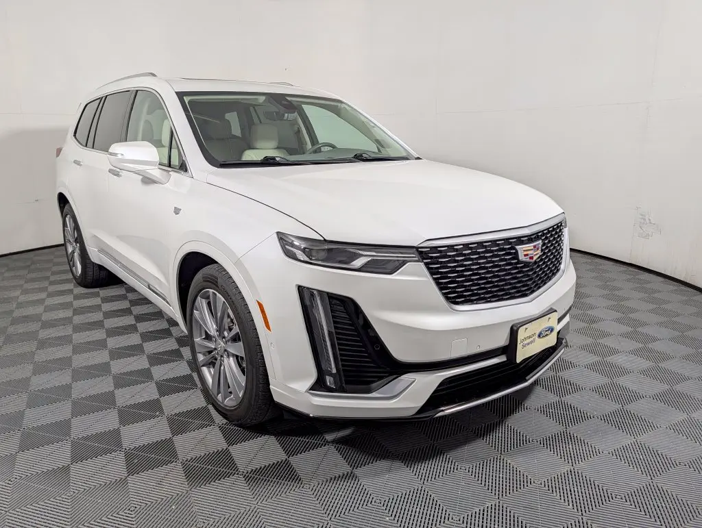 2023 Cadillac XT6 - $27,375
