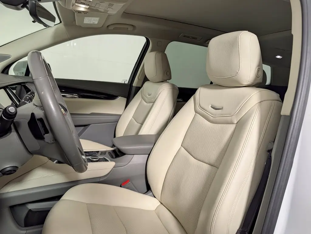 2023 Cadillac XT6 - $27,375