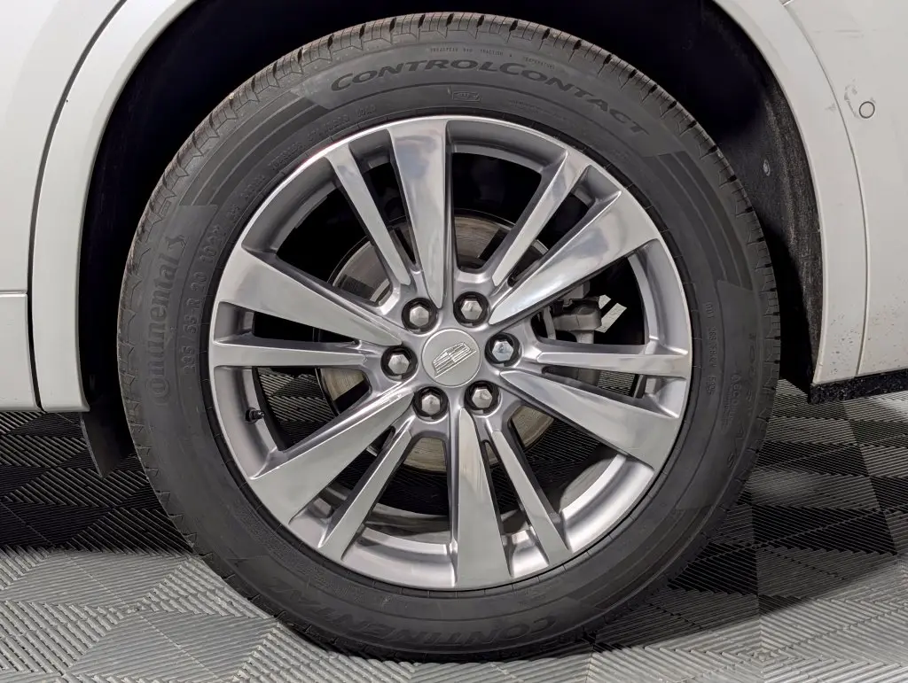 2023 Cadillac XT6 - $27,375