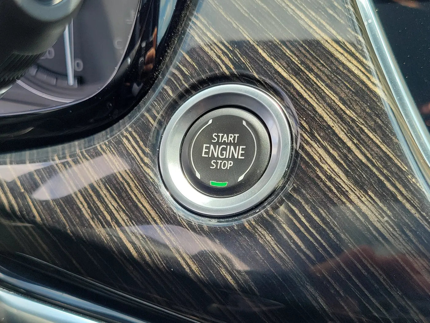 2022 Cadillac XT6 - $31,988