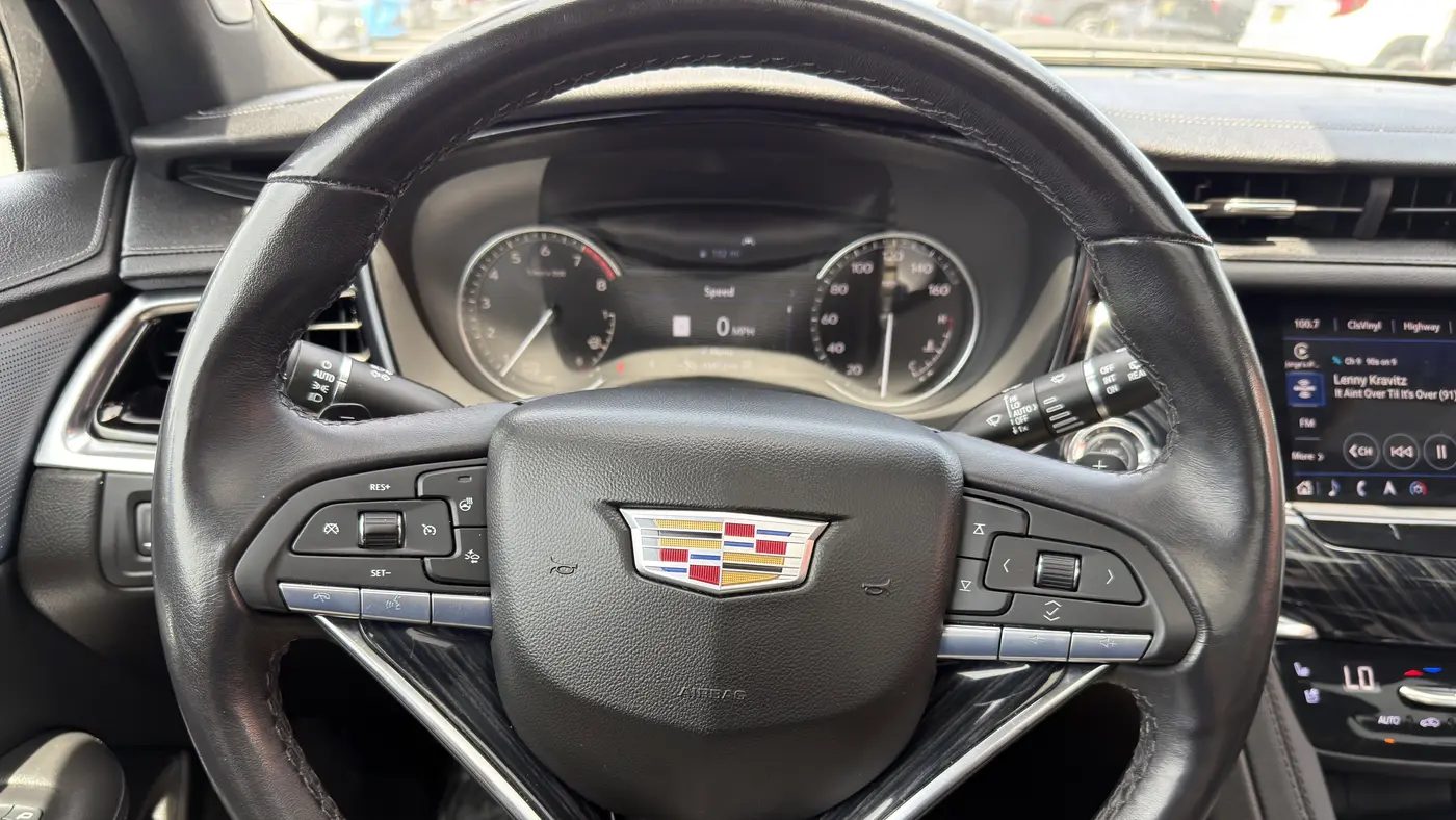 2024 Cadillac XT6 Premium Luxury