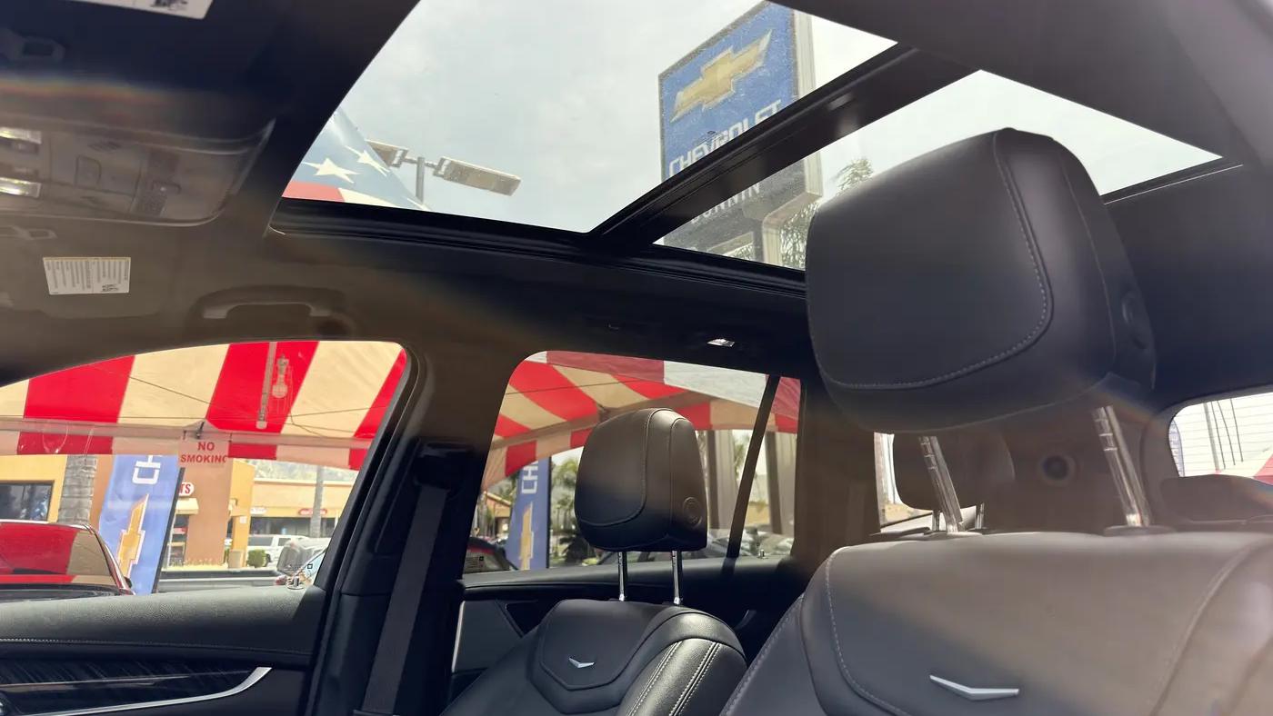 2024 Cadillac XT6 Premium Luxury