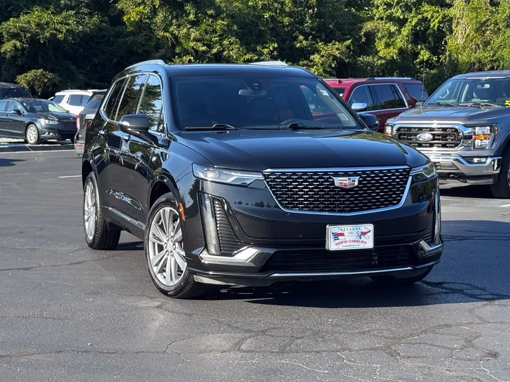 2024 Cadillac XT6 - $40,000