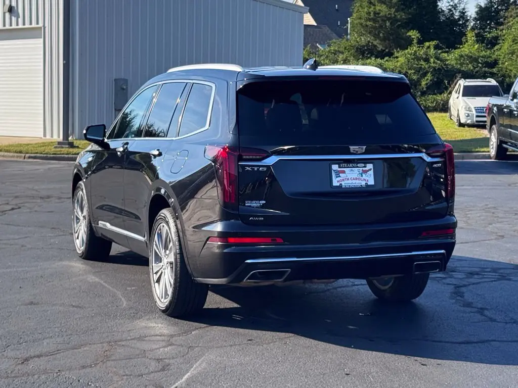 2024 Cadillac XT6 - $40,000
