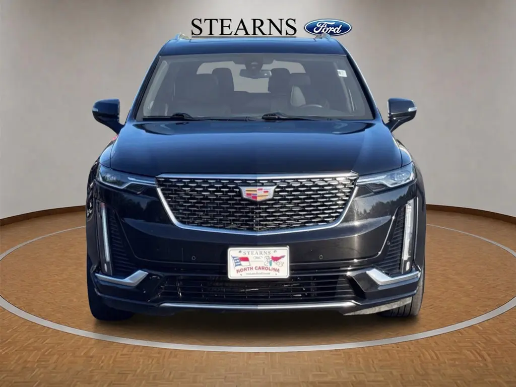 2024 Cadillac XT6 - $38,000