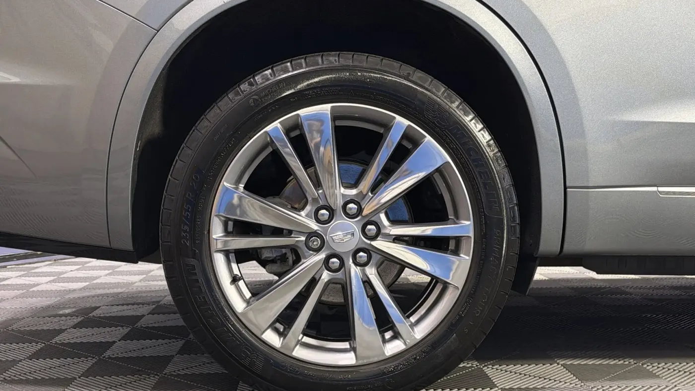 2023 Cadillac XT6 Premium Luxury