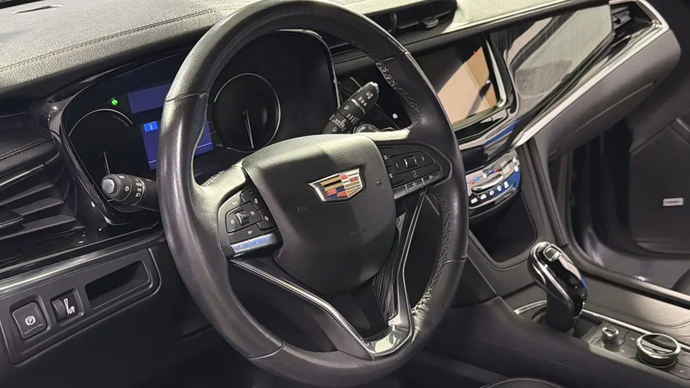 2023 Cadillac XT6 Premium Luxury
