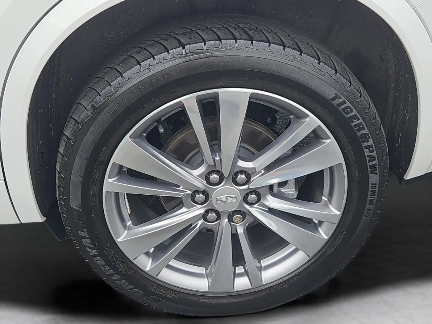 2023 Cadillac XT6 - $34,500