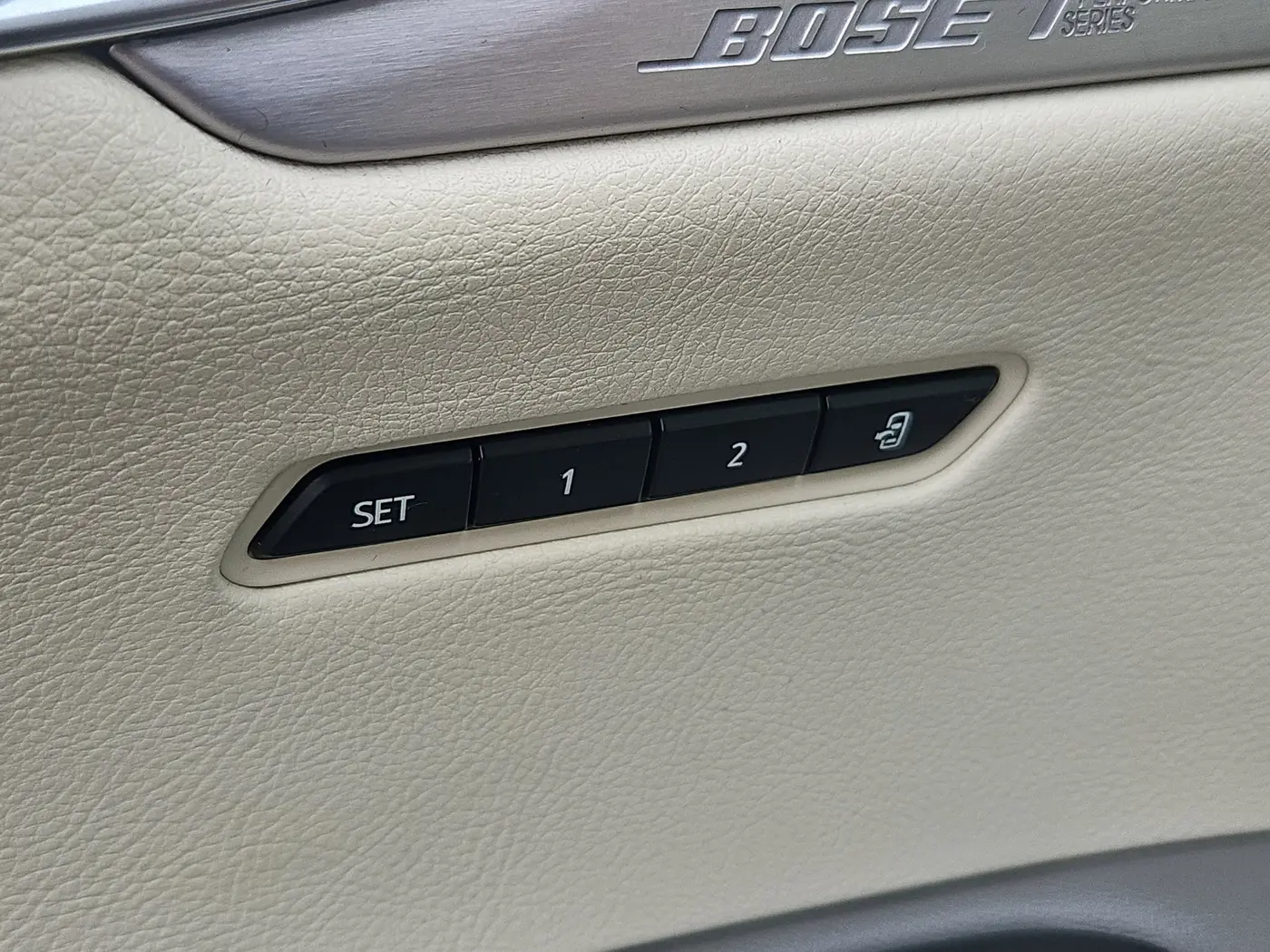 2023 Cadillac XT6 - $34,500