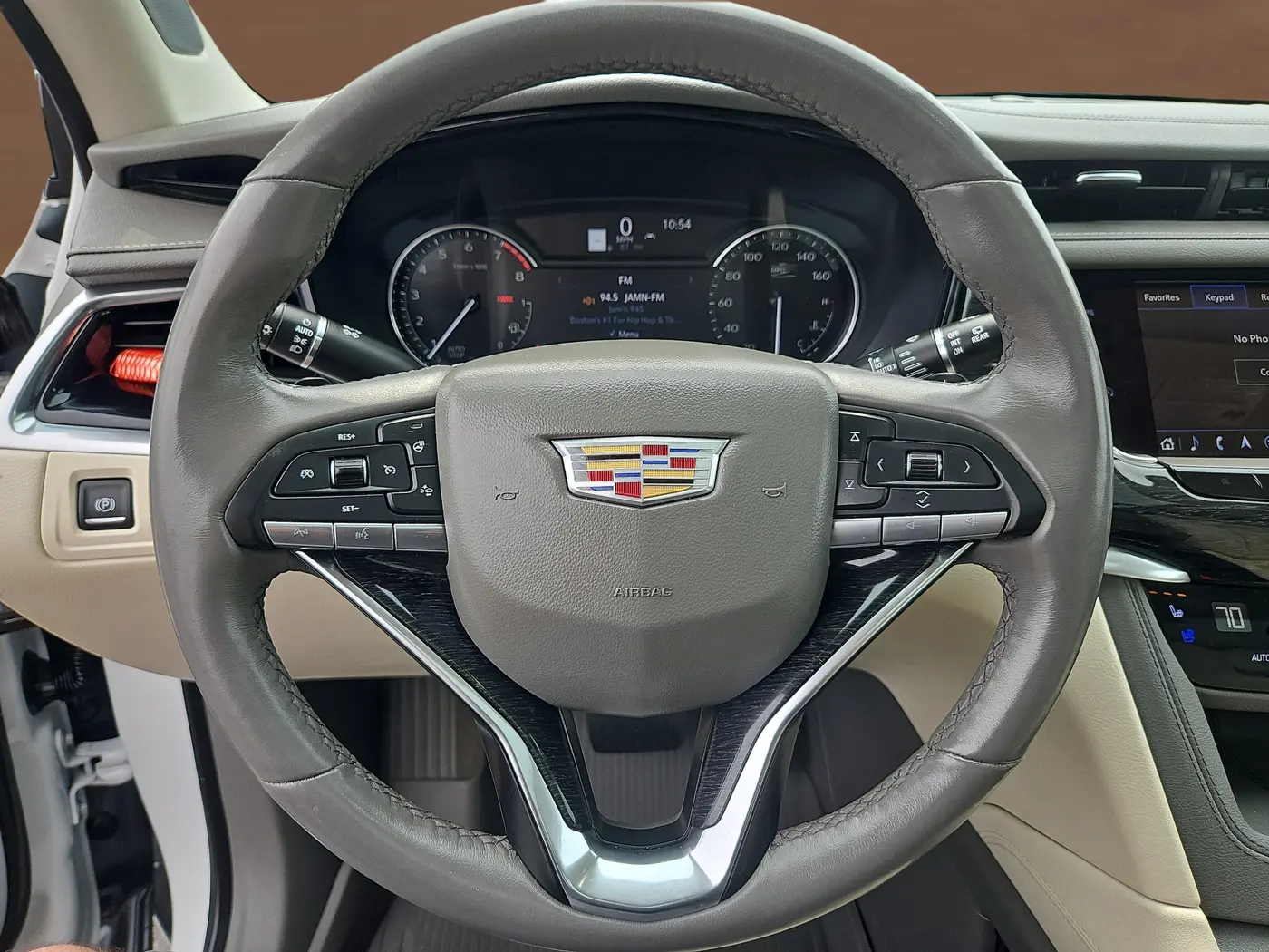 2023 Cadillac XT6 - $34,000