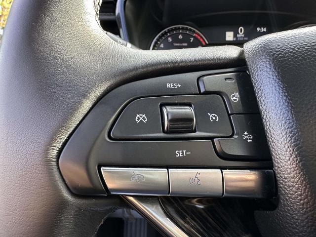 2023 Cadillac XT6 - $35,999
