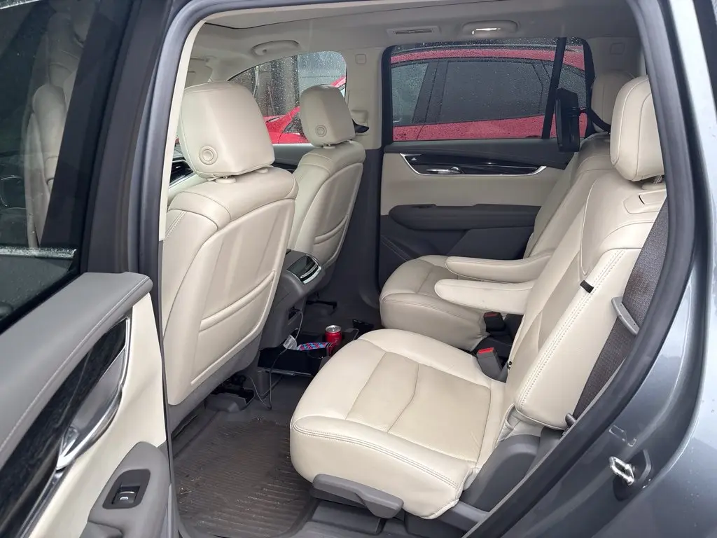 2021 Cadillac XT6 - $24,975