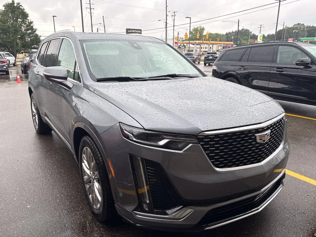 2021 Cadillac XT6 - $24,975