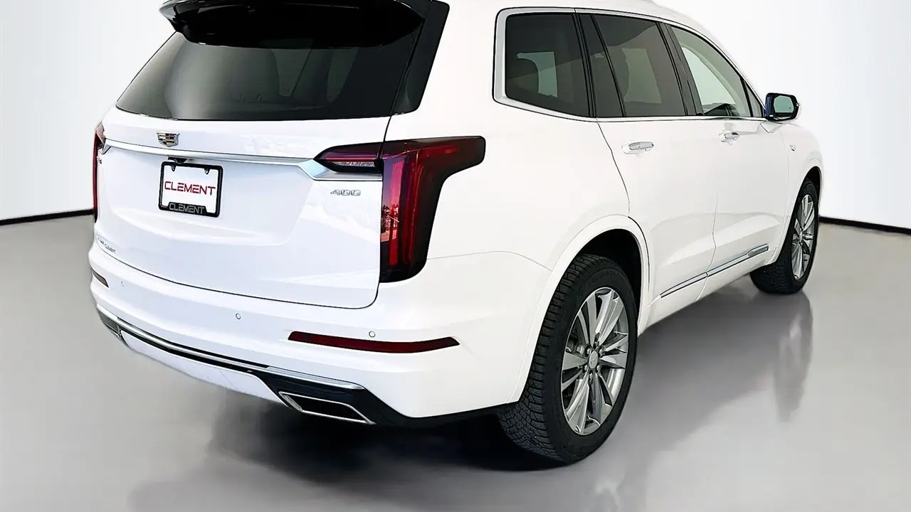 2022 Cadillac XT6 Premium Luxury