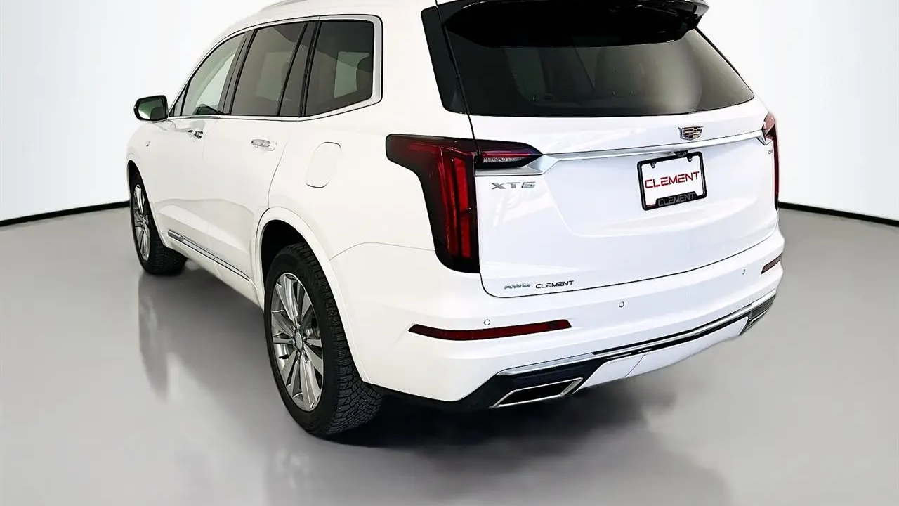 2022 Cadillac XT6 Premium Luxury
