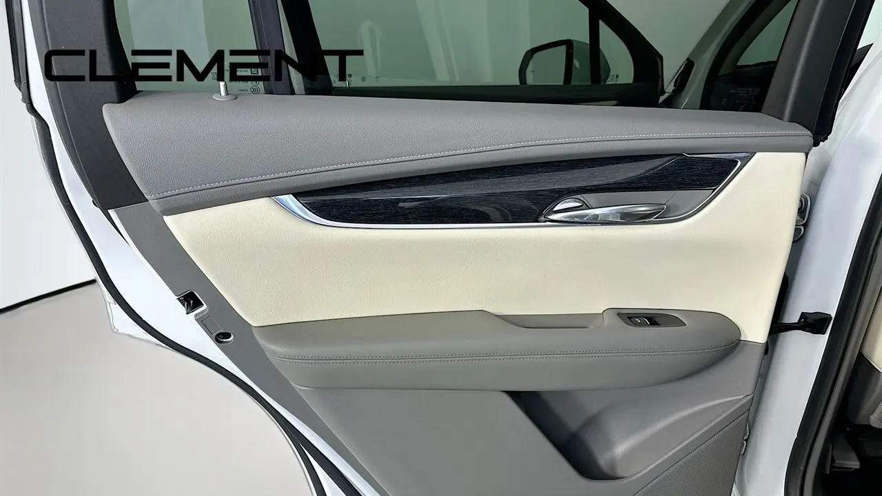 2022 Cadillac XT6 Premium Luxury