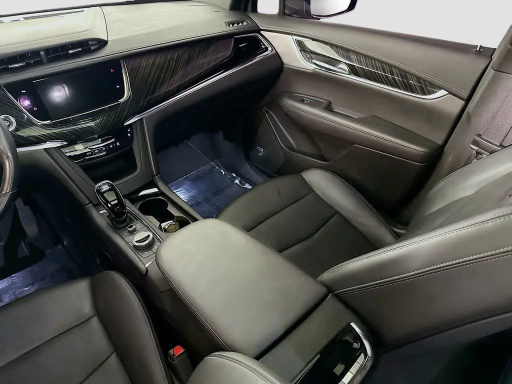 2023 Cadillac XT6 - $29,008