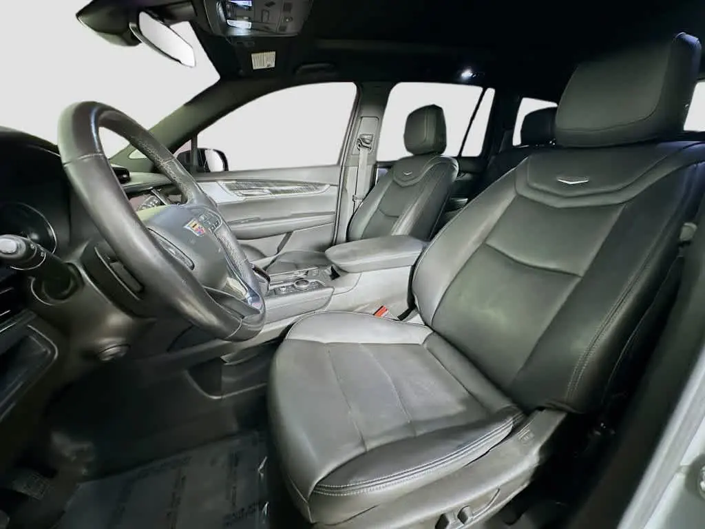 2023 Cadillac XT6 - $27,636
