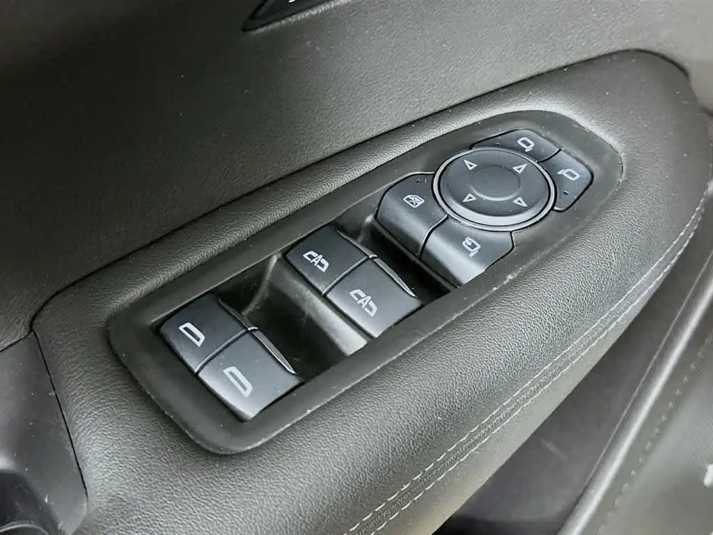 2023 Cadillac XT6 - $27,636