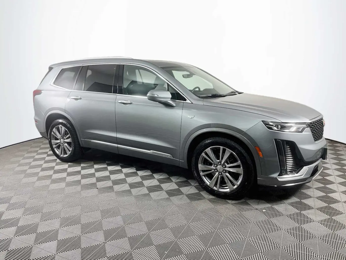 2024 Cadillac XT6 - $44,995
