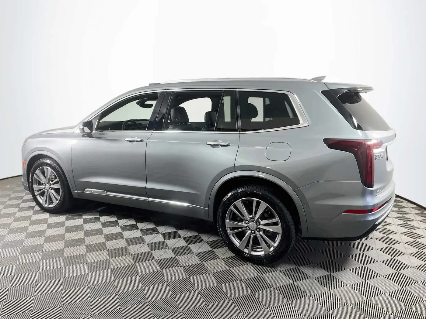 2024 Cadillac XT6 - $44,995