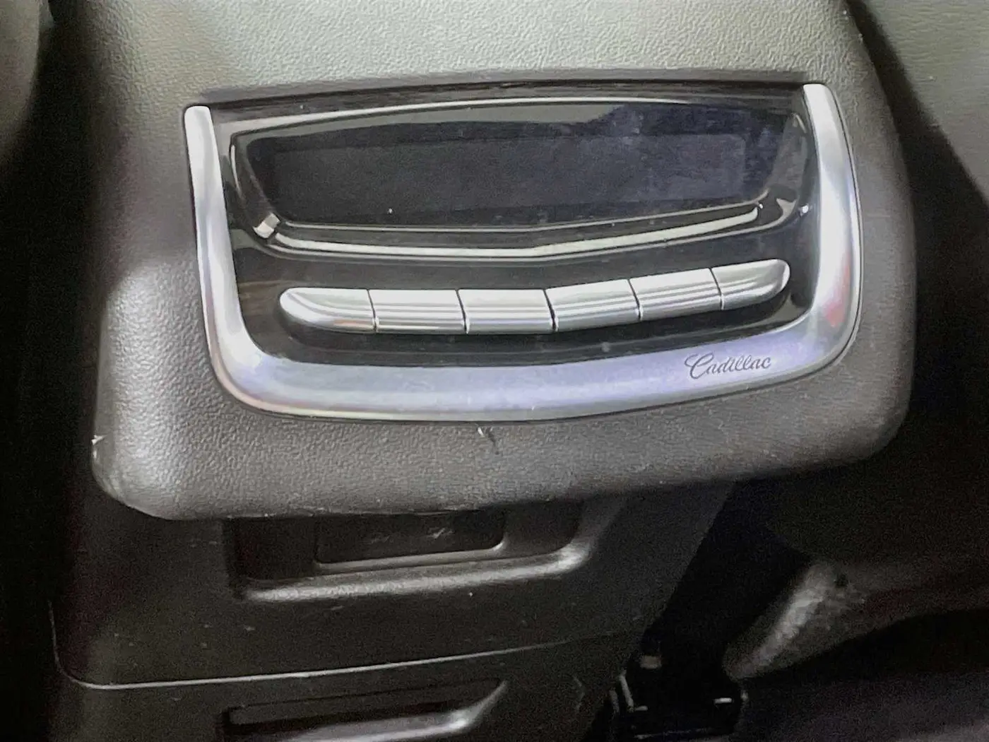 2024 Cadillac XT6 - $44,995