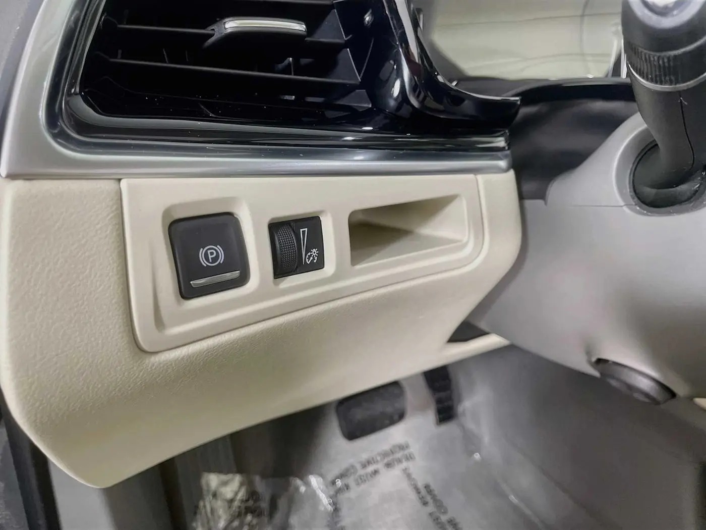 2023 Cadillac XT6 - $40,995