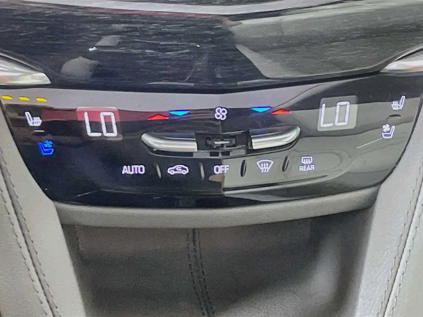 2023 Cadillac XT6 - $40,995
