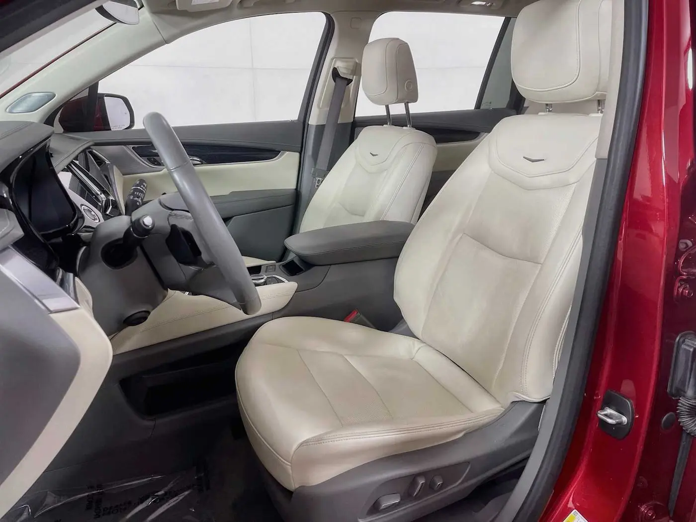 2024 Cadillac XT6 - $42,995