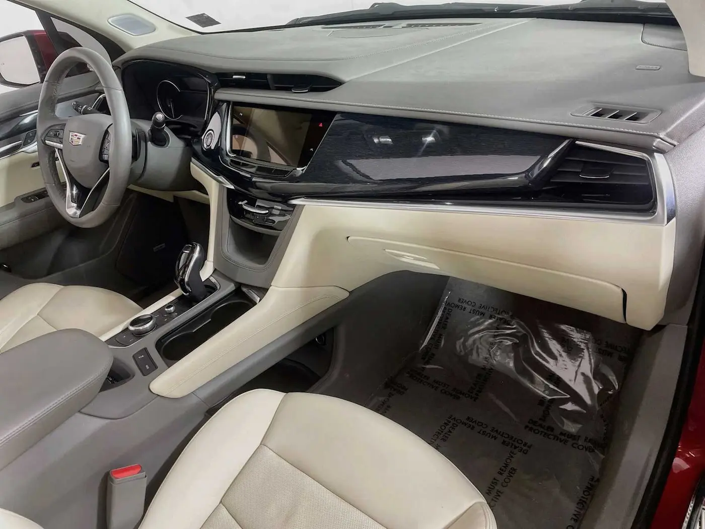2024 Cadillac XT6 - $42,995