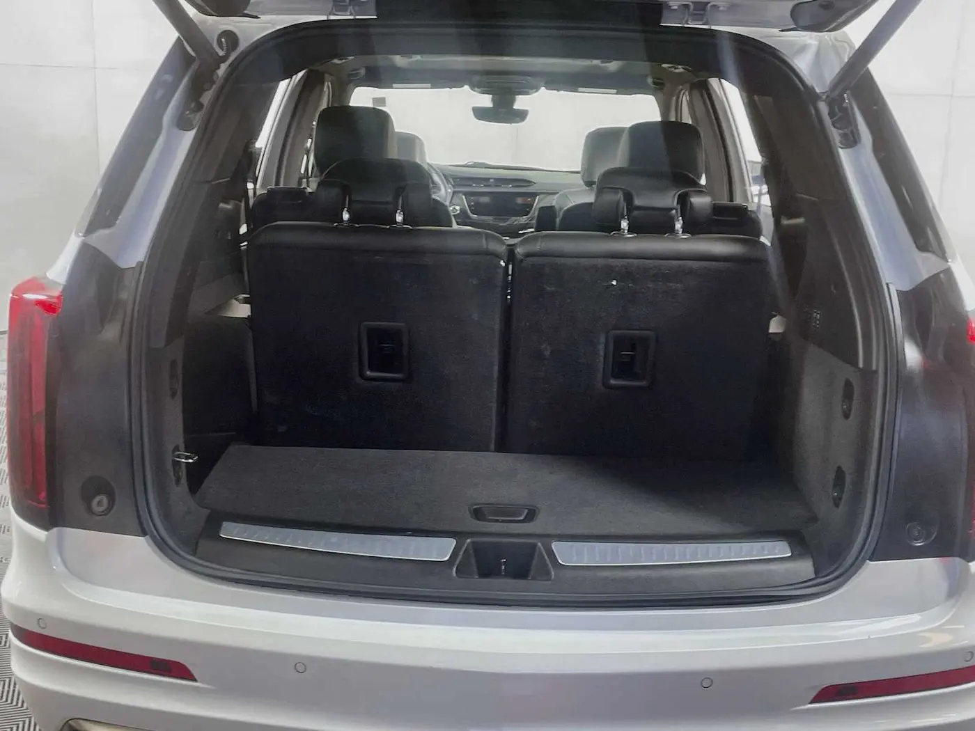 2025 Cadillac XT6 - $48,995