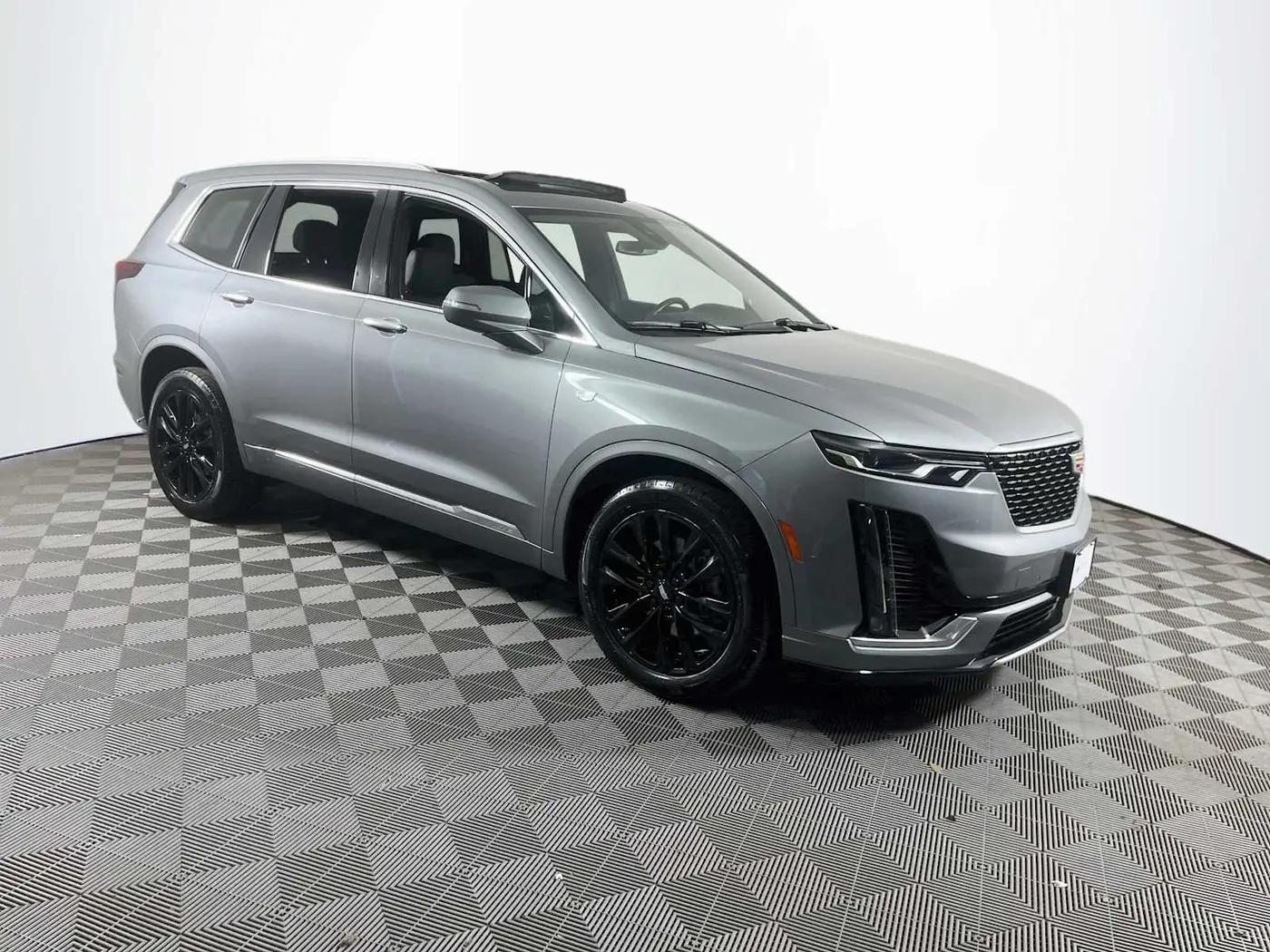 2024 Cadillac XT6 - $44,995