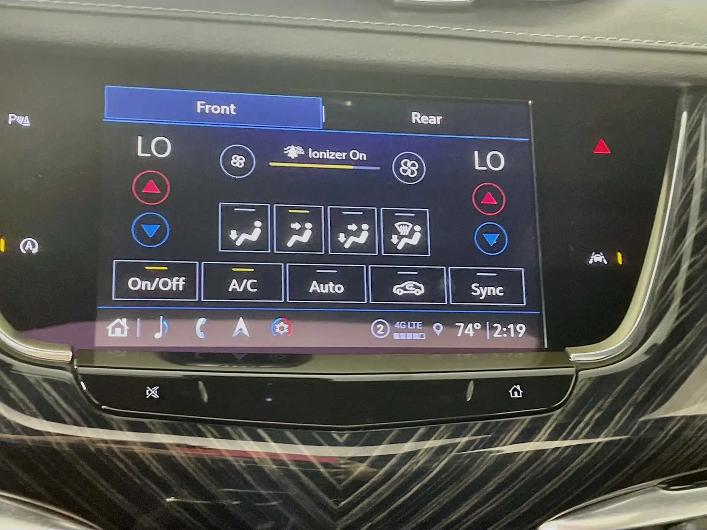 2024 Cadillac XT6 - $44,995