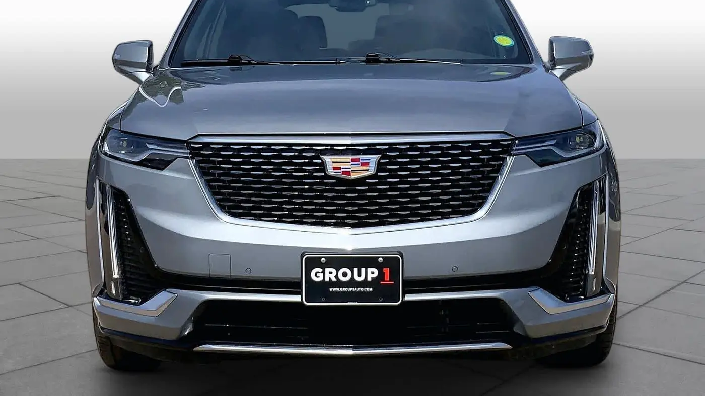 2025 Cadillac XT6 Premium Luxury