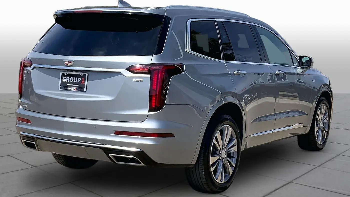 2025 Cadillac XT6 Premium Luxury