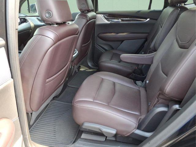 2022 Cadillac XT6 - $31,945