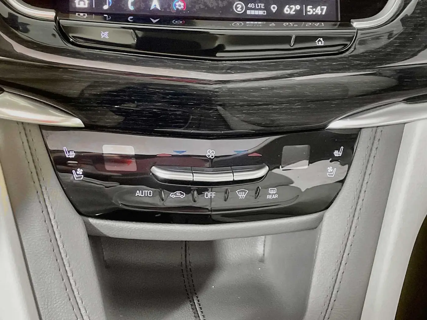 2024 Cadillac XT6 - $46,995