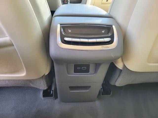 2023 Cadillac XT6 - $29,073