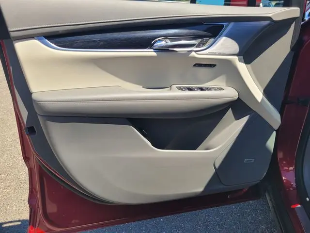 2023 Cadillac XT6 - $29,073
