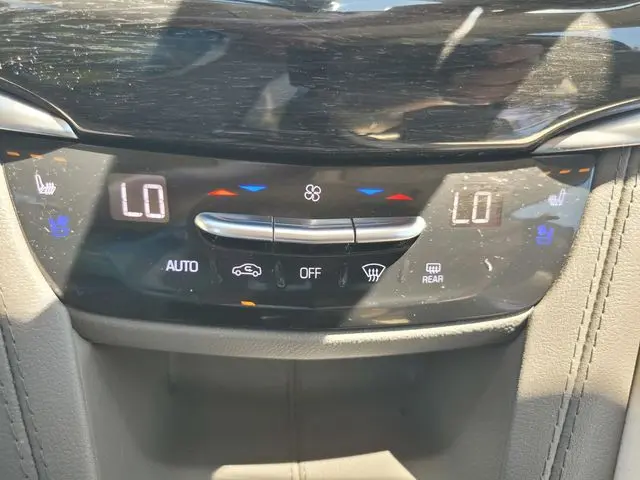 2023 Cadillac XT6 - $29,073