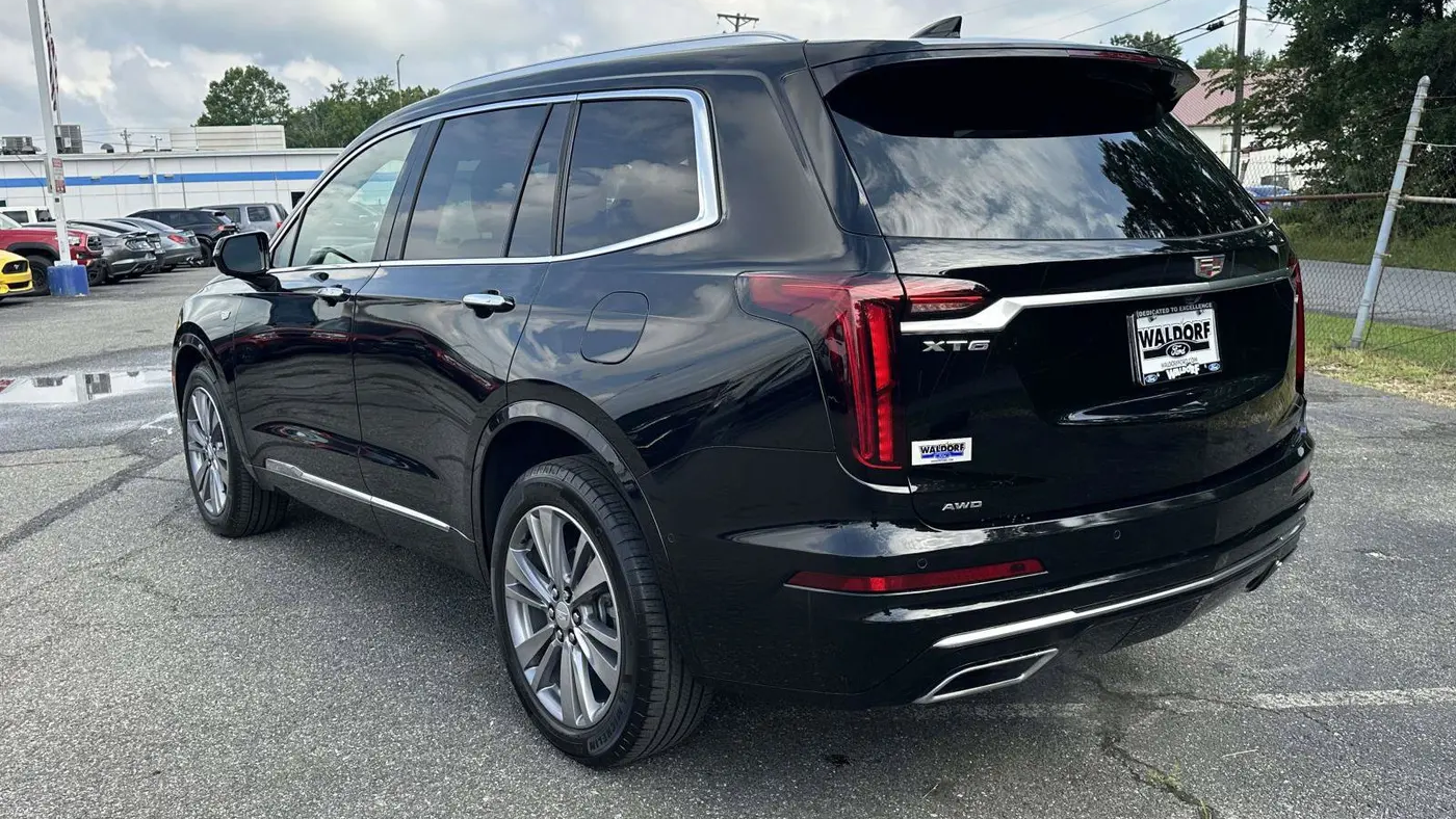 2024 Cadillac XT6 Premium Luxury