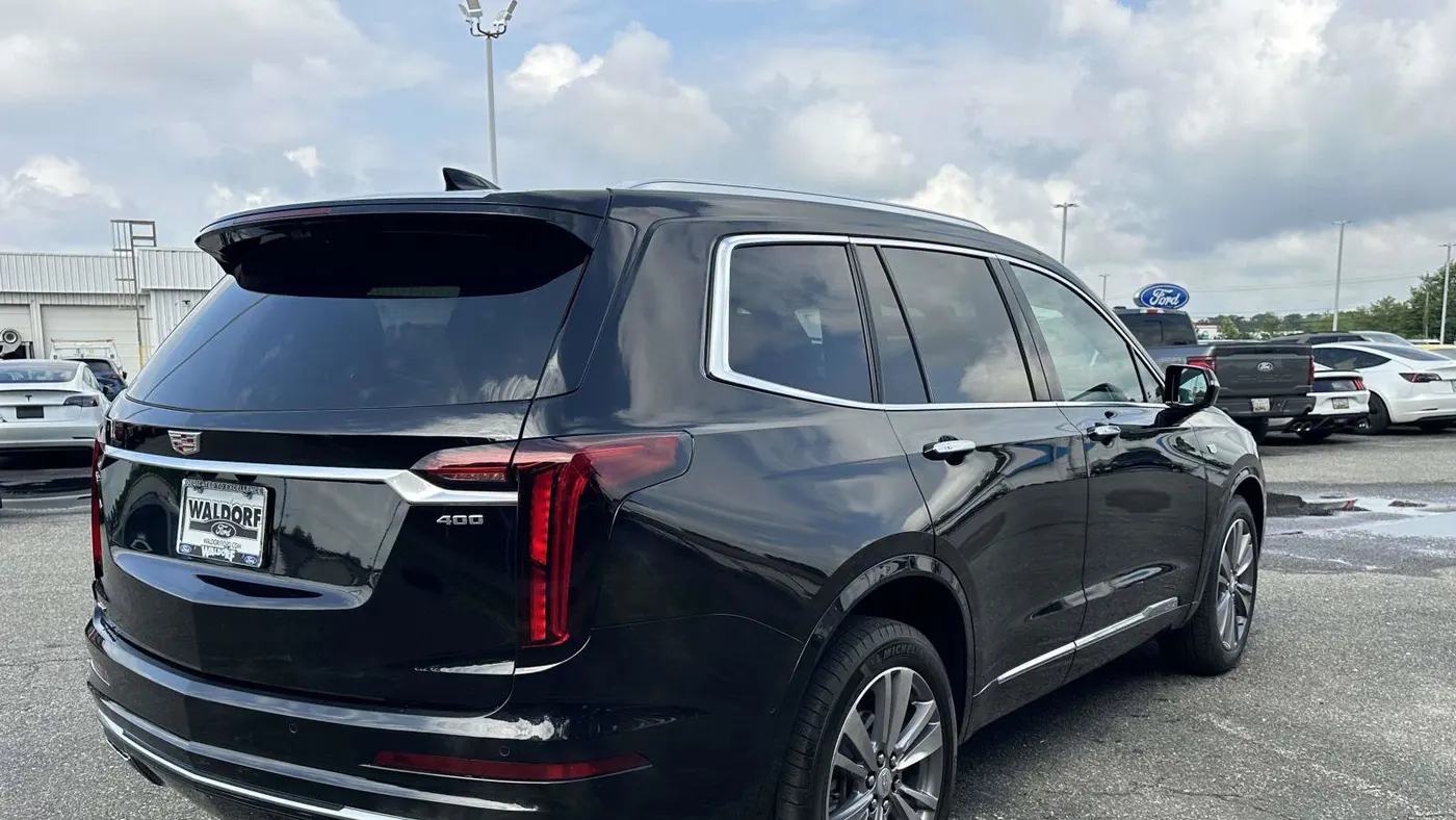 2024 Cadillac XT6 Premium Luxury