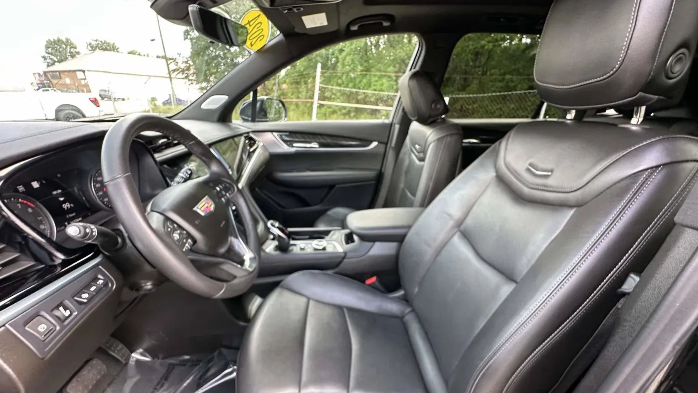 2024 Cadillac XT6 Premium Luxury