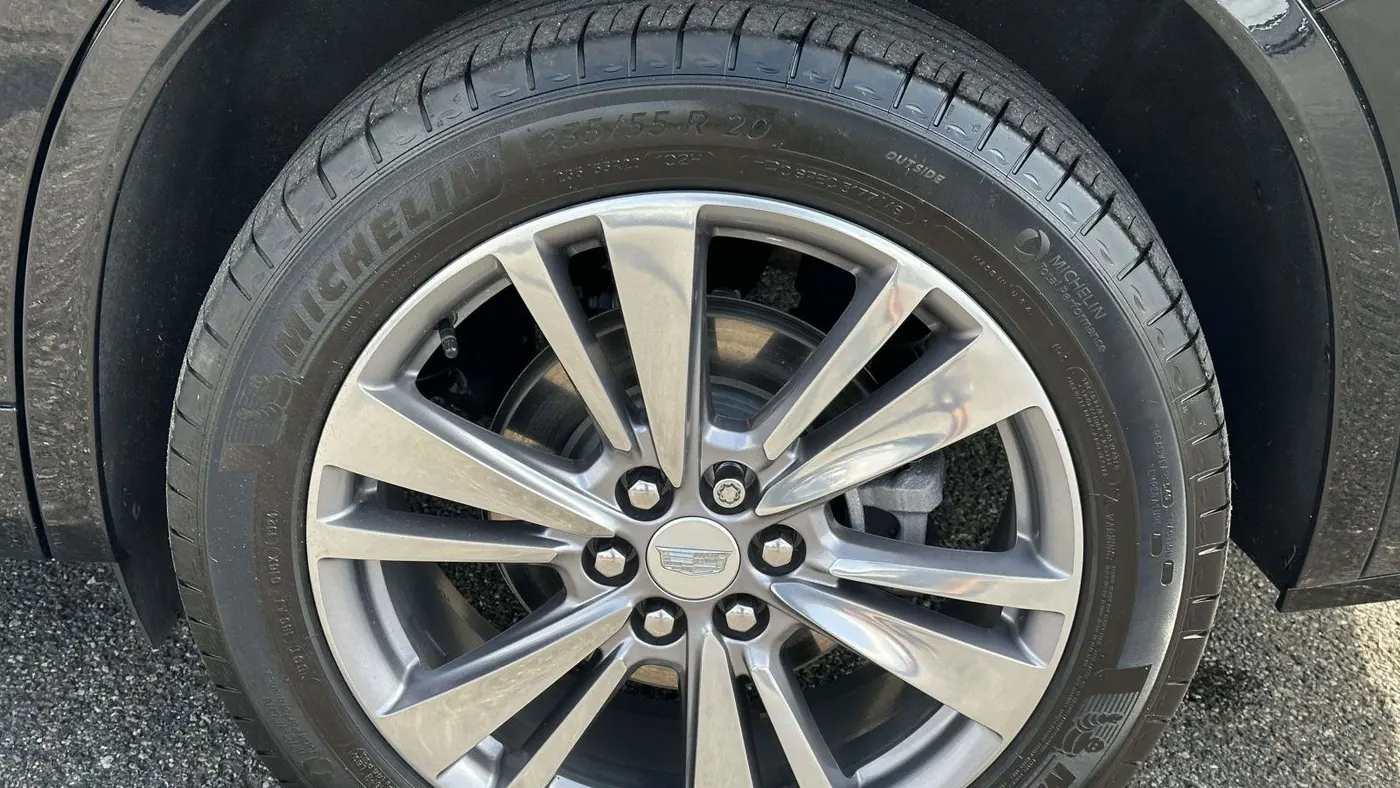 2024 Cadillac XT6 Premium Luxury