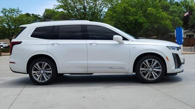 2023 Cadillac XT6 Premium Luxury
