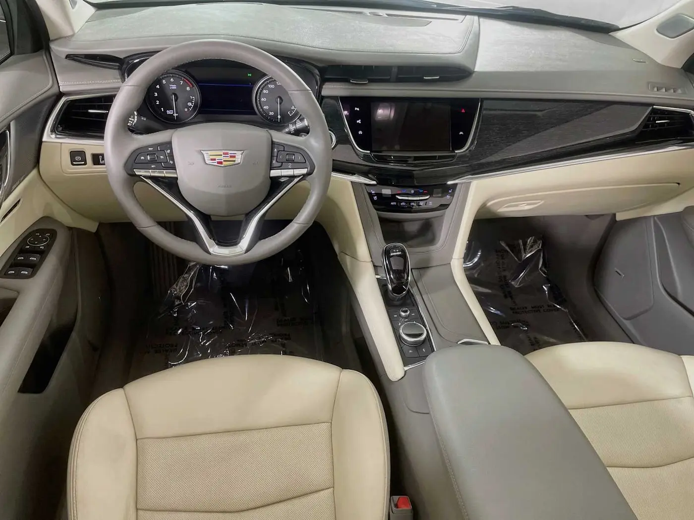 2023 Cadillac XT6 - $42,995
