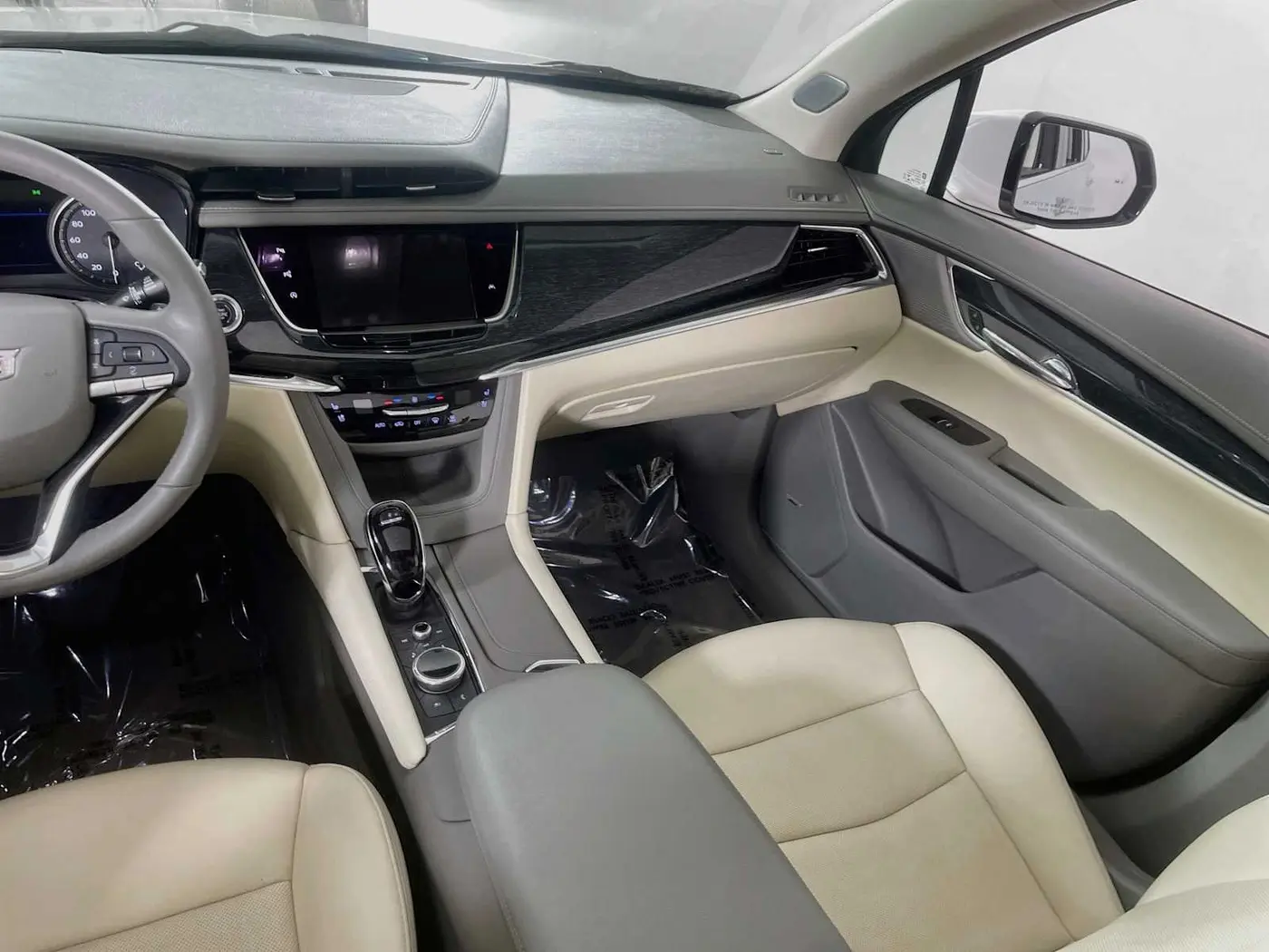 2023 Cadillac XT6 - $42,995